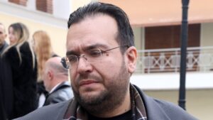 Φίλιππος Καμπούρης: Παραμένει στο νοσοκομείο απόψε ο πρόεδρος του ΛΑΟΣ – Νοσηλεύεται φρουρούμενος