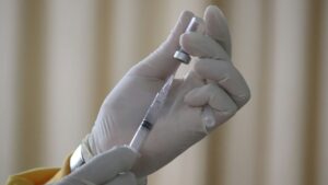 Ανοχύρωτα πάνω από τα μισά Ελληνόπουλα από τον ιό HPV