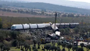 Ισπανία: «Ανεξήγητη» εντολή πίσω από την τραγωδία με τους 68 νεκρούς – Τρένο πέρασε με κόκκινο σηματοδότη