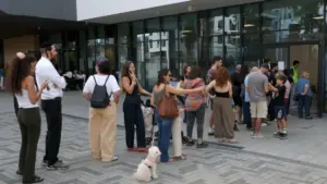 Εκλογές στο Ισραήλ: Συμμετοχή-ρεκόρ 66,7% – Σκληρή σύγκρουση Νετανιάχου και Άιζενκοτ για τις κάλπες