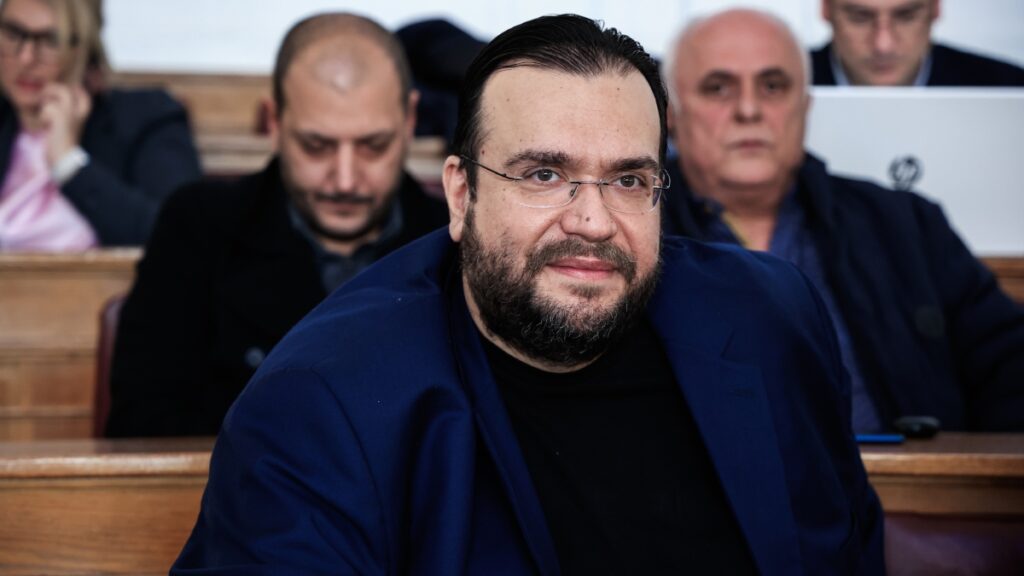Καταγγελία στο DEBATER για τον Φίλιππο Καμπούρη: “Χρησιμοποίησαν άλλη επιχείρηση στο ραδιοφωνικό σποτ και μου ζήτησαν να πληρώσω παραπάνω”