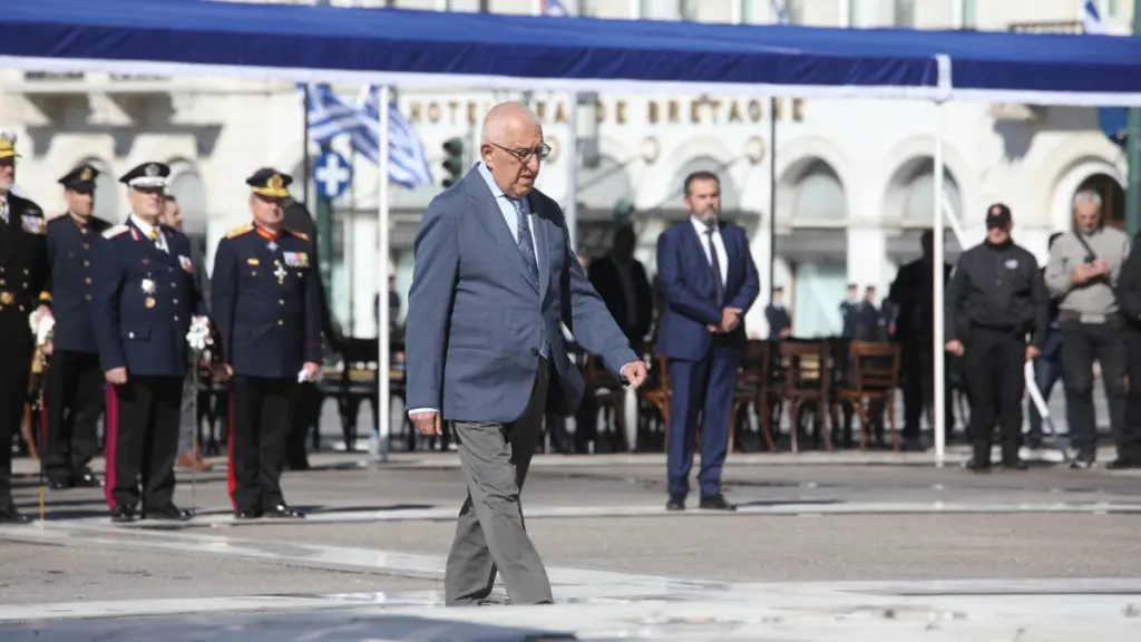 Κακλαμάνης: “Η 28η Οκτωβρίου μάς καλεί να σταθούμε ενωμένοι, να υπερασπιστούμε τις αξίες και την εθνική μας ανεξαρτησία”