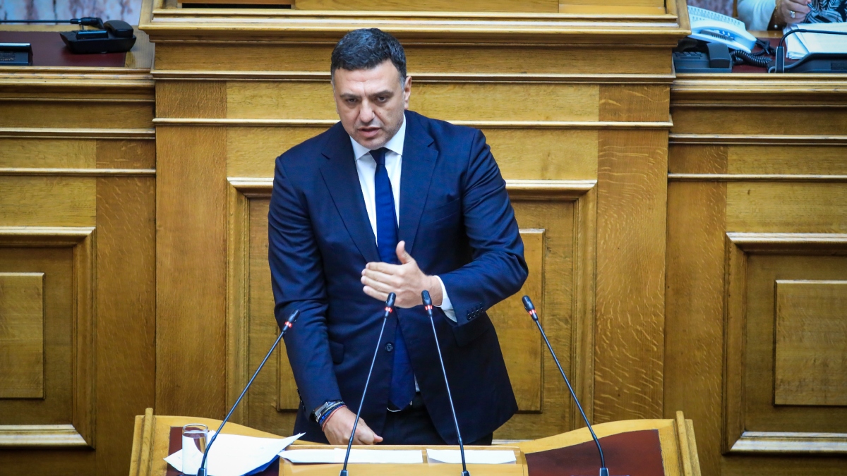 Κικίλιας για Βελόπουλο: “Να πάρει πίσω όσα είπε για το Λιμενικό και τα τουρκικά αλιευτικά”