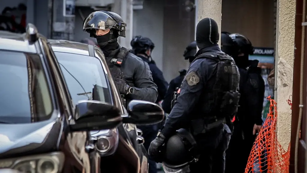 Κολωνός: Το «ελληνικό FBI» ανέλαβε την έρευνα για την έκρηξη – Τι αποκαλύπτει η ΕΛΑΣ