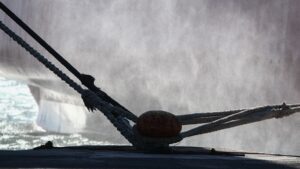 Απαγορευτικό απόπλου σε Πειραιά, Ραφήνα και Λαύριο – Άνεμοι έως 9 μποφόρ