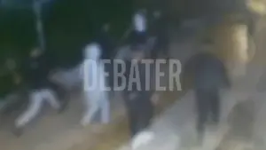 Μεταξουργείο: Επίθεση με μαχαίρι σε μαθητή έξω από Λύκειο – Βίντεο ντοκουμέντο του DEBATER (βίντεο)