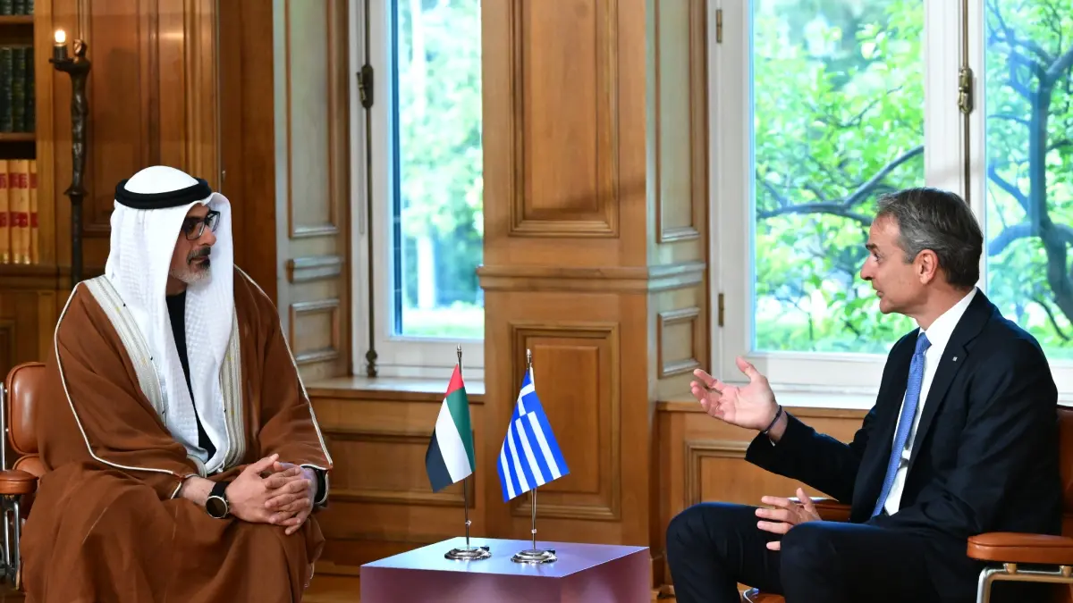 Μητσοτάκης: Συνάντηση στο Μαξίμου με τον πρίγκιπα διάδοχο του Άμπου Ντάμπι