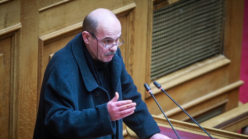 Μιχελογιαννάκης: Επιστρέφει στο ΠΑΣΟΚ μετά από 15 χρόνια και τρία κόμματα