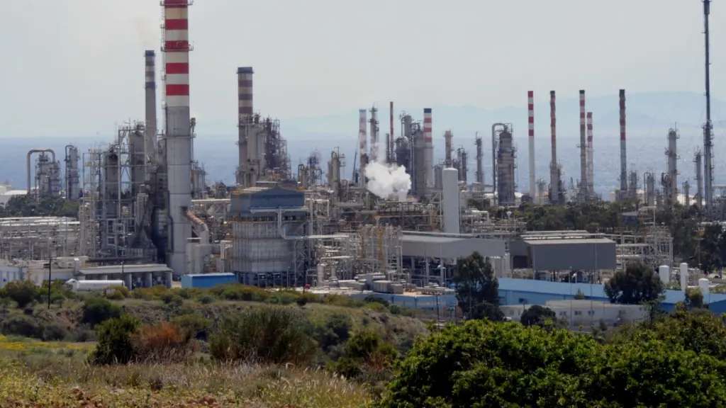 Motor Oil: Έξι συλλήψεις για τη νέα έκρηξη με δύο τραυματίες