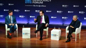 Πιερρακάκης: “Καμία χώρα στον κόσμο δεν μπορεί να ρυθμίσει μόνη της την Τεχνητή Νοημοσύνη”
