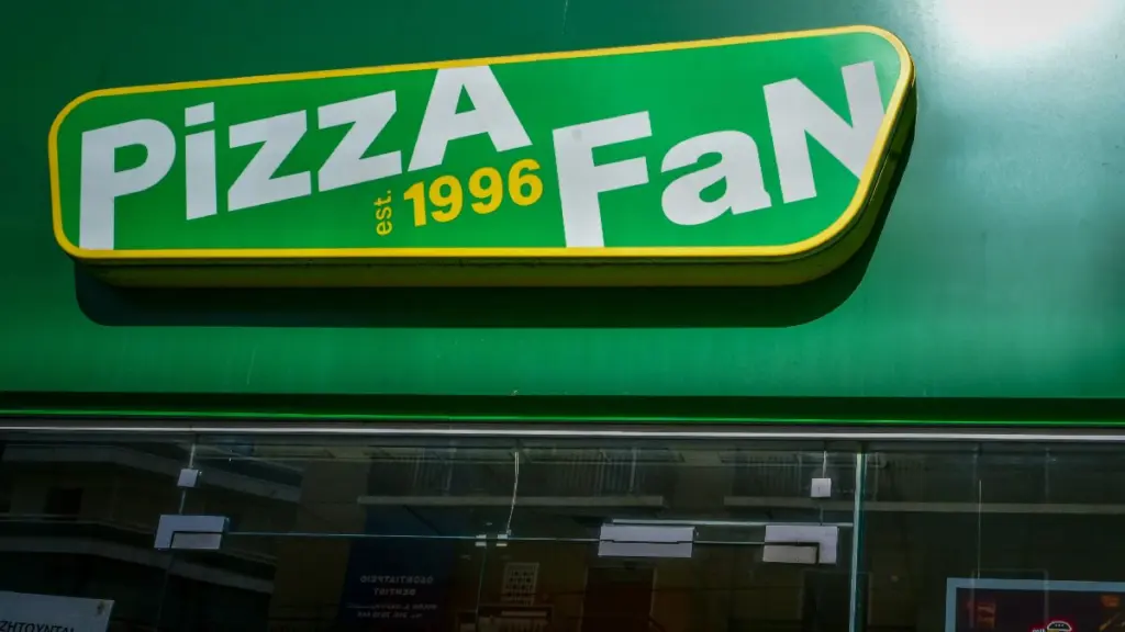 Pizza Fan: «Κατεβάζουν ρολά» οι παραγγελίες μετά τις συλλήψεις – Εκτός σύνδεσης καταστήματα σε Wolt και efood