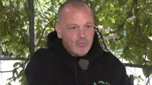 Δημήτρης Σκαρμούτσος: Η εξομολόγηση για τον εθισμό και η απόφαση να αλλάξει ζωή – “Η θέληση με βοήθησε να προχωρήσω”