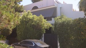 Γιώργος Μαζωνάκης: Νέα έρευνα στο σπίτι του στη Βούλα – Εντολή κατάσχεσης ψηφιακών πειστηρίων