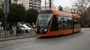 Κυκλοφοριακές ρυθμίσεις σε Μετρό και Τραμ λόγω των εκδηλώσεων για την 28η Οκτωβρίου