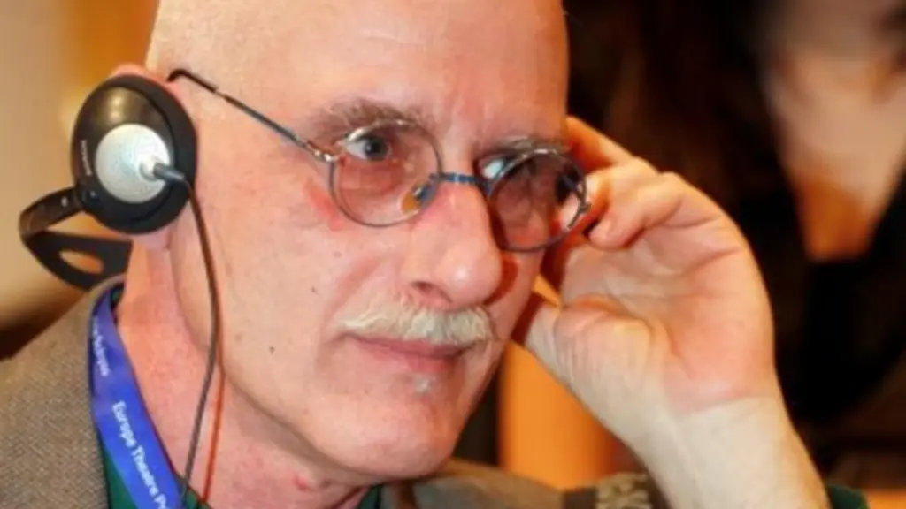 Πέθανε ο κριτικός θεάτρου και πανεπιστημιακός δάσκαλος Δημήτρης Τσατσούλης