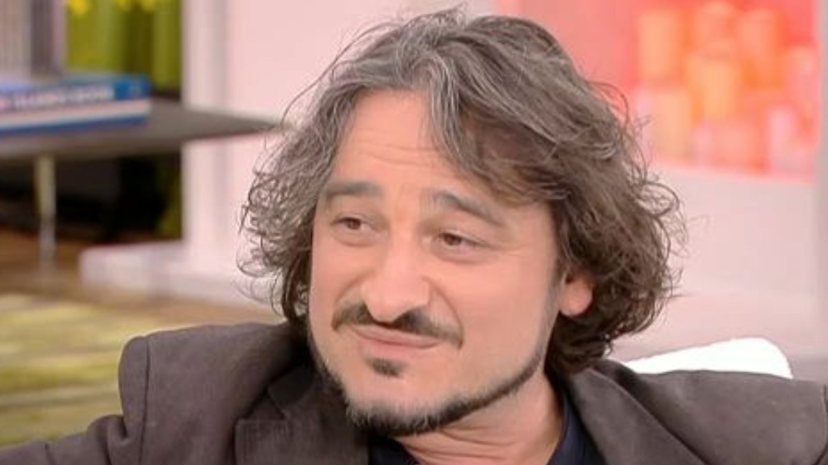 Βασίλης Χαραλαμπόπουλος: Ανακοίνωσε τον χωρισμό του από τη Λίνα Πρίντζου